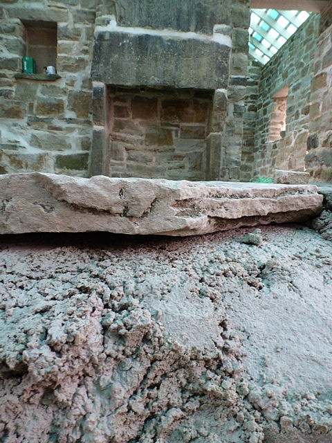 Bedding limestone pavers in wet Limecrete