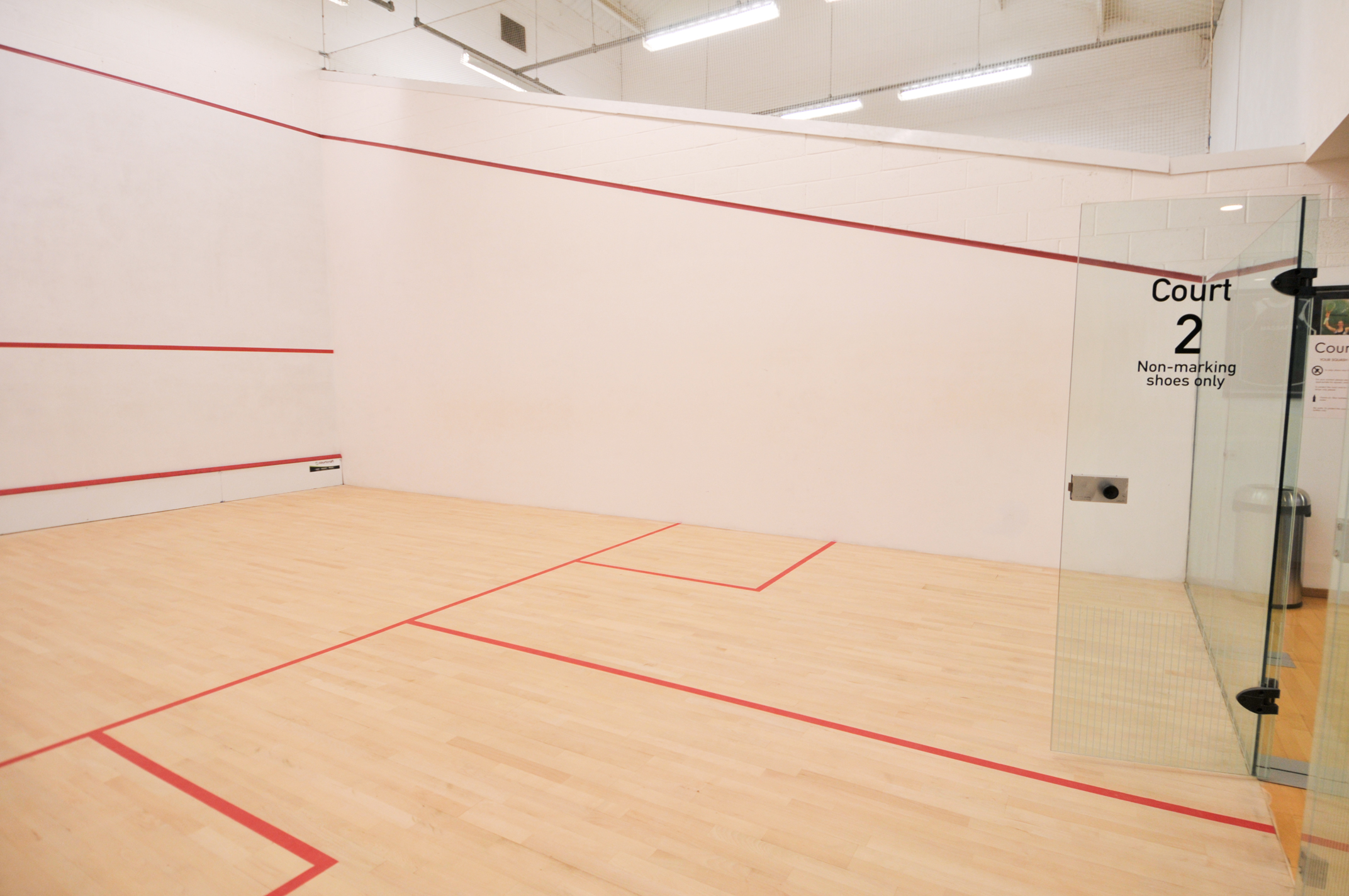 Plasterers Wanted for upcoming Squash Court job in the Midlands