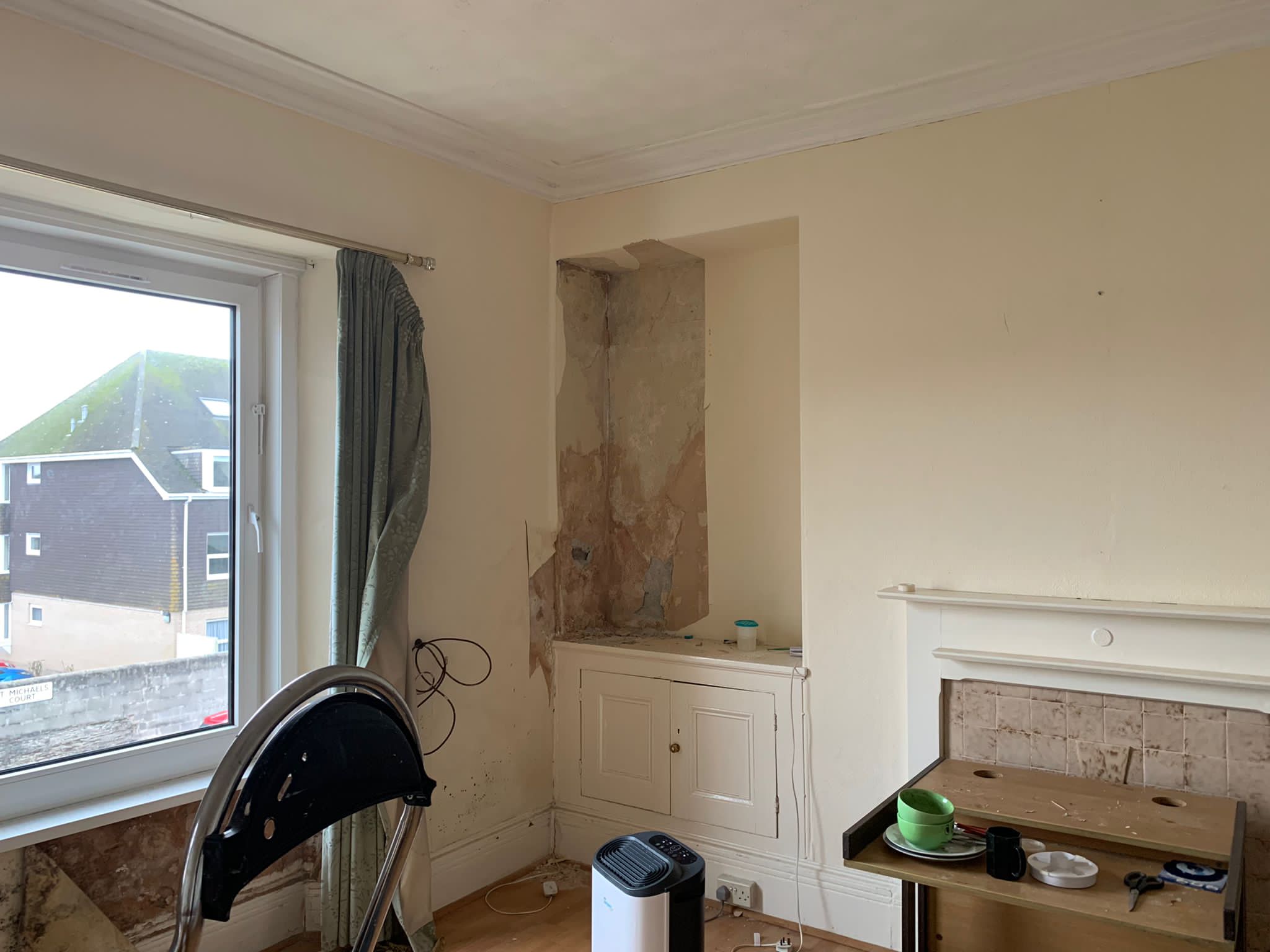DO we always have to replaster fully after efflorescence?