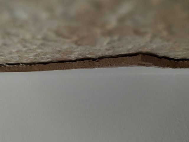 Blow ceiling plaster different thicknesses