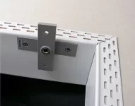 Hi I'm Howard, an Australian architect who specialises in doors. occasionally I need to know lots about walls.