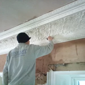 Media 'CORNICE FIXING' in category 'Fibrous Plastering'